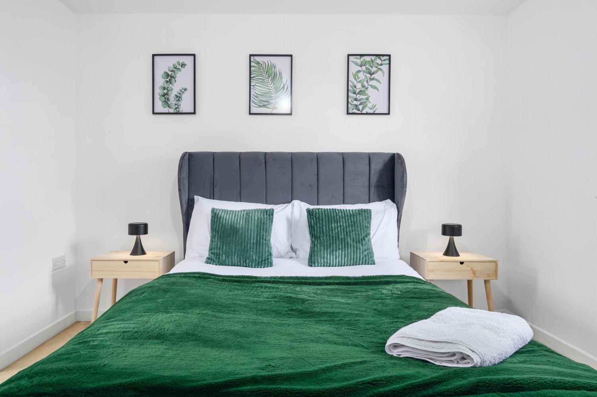 Casa de Férias 3 Bed Near Etihad Stadium *