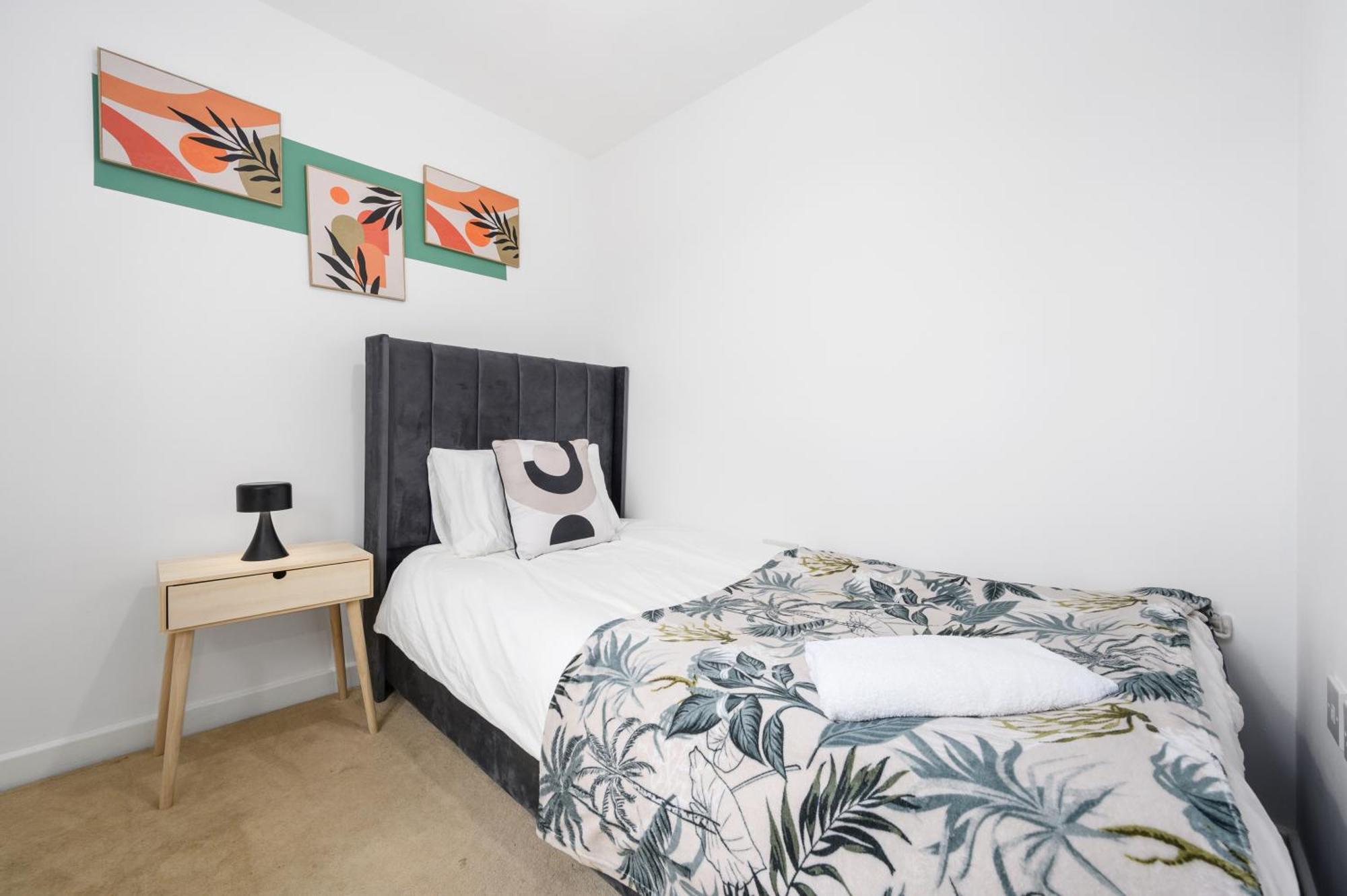 Casa de Férias 3 Bed Near Etihad Stadium *