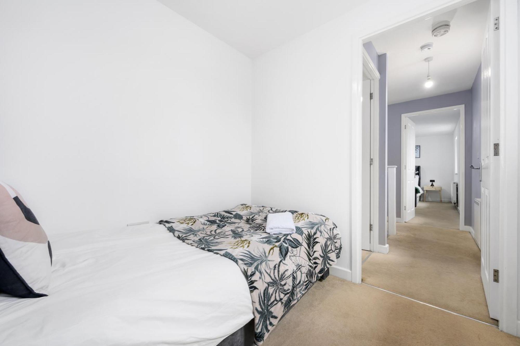3 Bed Near Etihad Stadium Манчестер